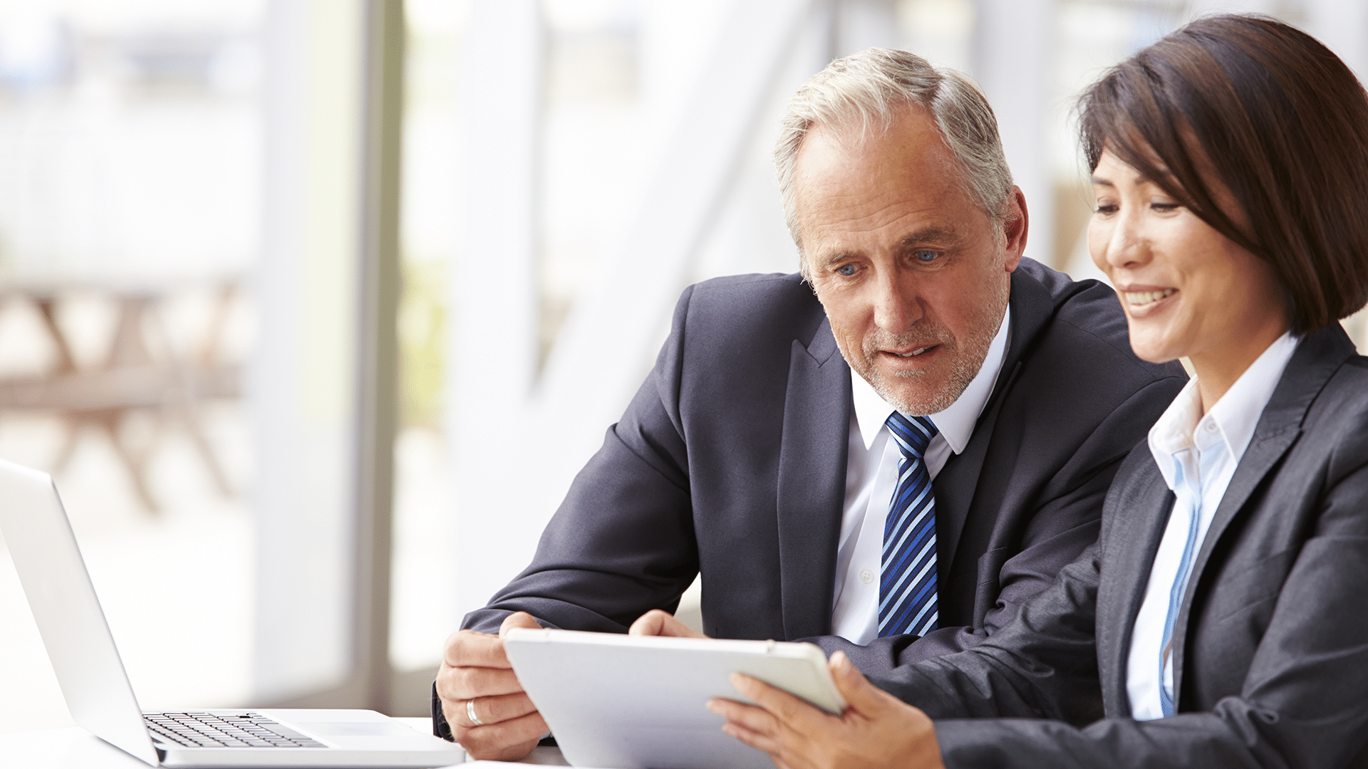 How a Financial Advisor Can Help During Market Volatility